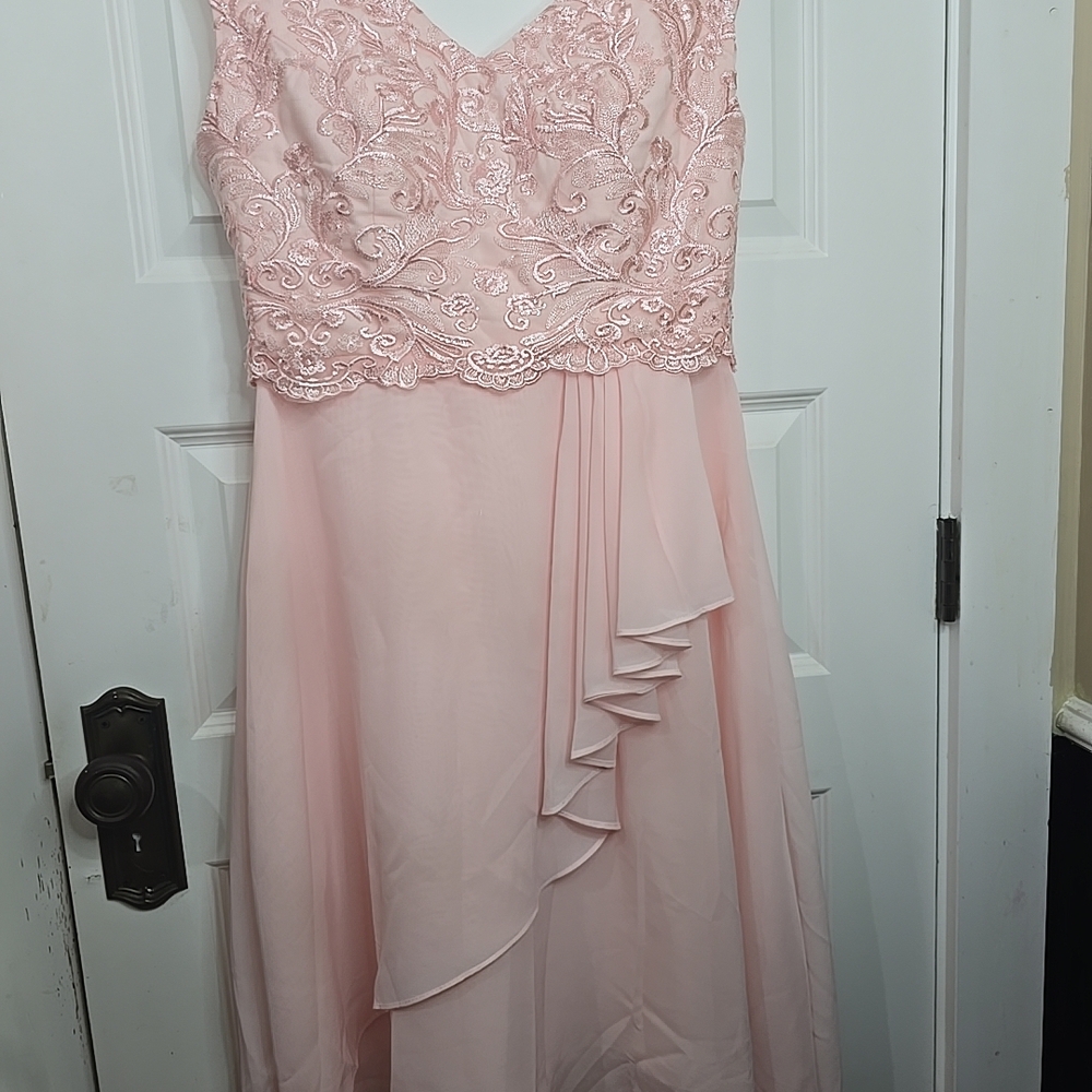Elegant Pink Lace Dress‎ Sz 10